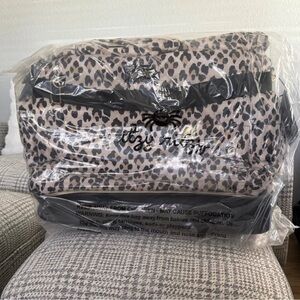 Itzy Ritzy Leopard Dream weekender